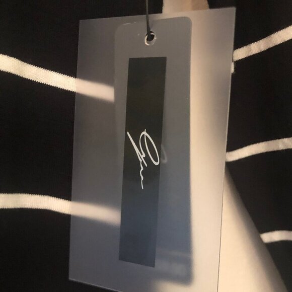 NWT black/white striped tunic sz M - Picture 2 of 7